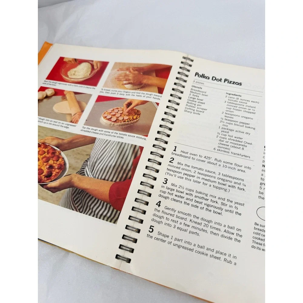 Betty Crocker Cookbook for Boys & Girls VTG 1976 Spiral Bound Recipes ACCEPTABLE